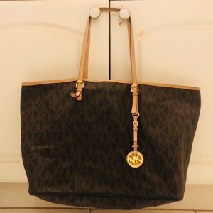 *PRICE DROP!* MICHAEL KORS Tote bag